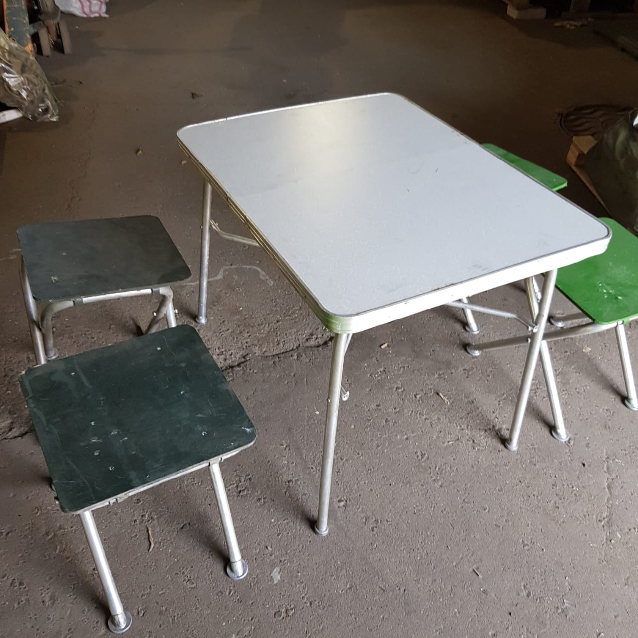 Стол офицерский со стульями Стол офицерский со стульями